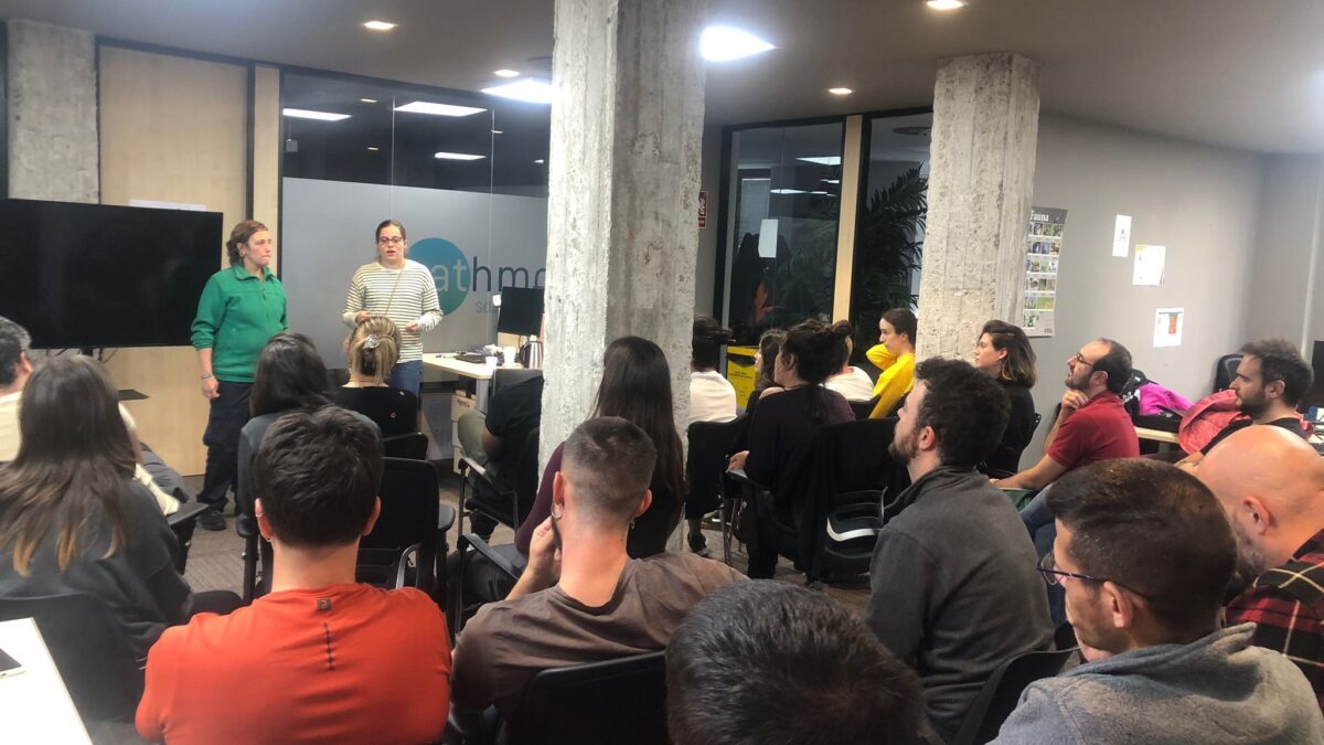 Charla sobre discapacidad intelectual e inserción laboral en Athmos